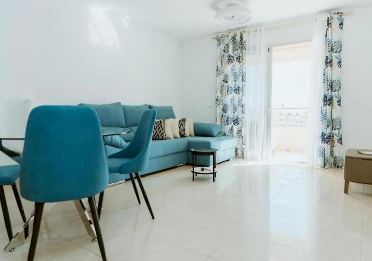 Seaview 2 Bedroom Condo Play Paraiso Pool & Wifi In Costa Adeje スペイン