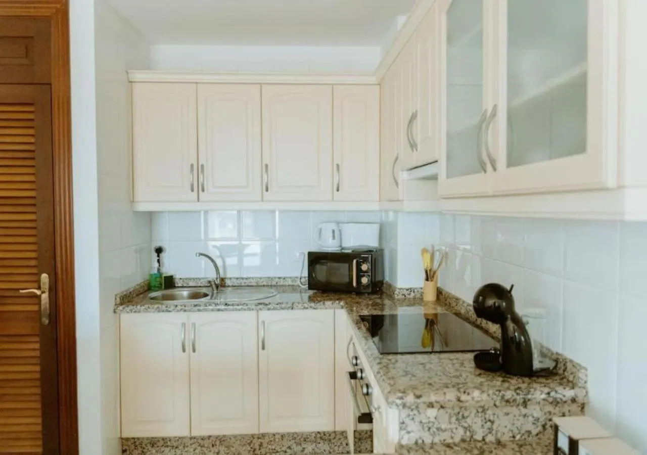 アパート Seaview 2 Bedroom Condo Play Paraiso Pool & Wifi In Costa Adeje スペイン